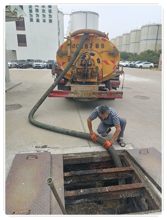 喀喇沁隔油池清掏